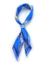 Foulard celeste 90x90cm in seta stampata GOOD LUCK